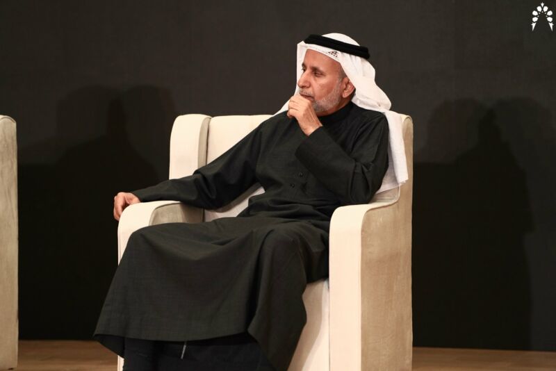 Image for the Tweet beginning: التصميم وإشكالية التشريعات والمتبرعين والمكاتب