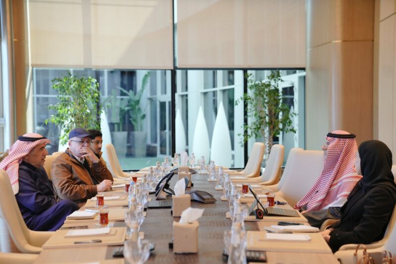 Image for the Tweet beginning: من زيارة مركز الريادة في