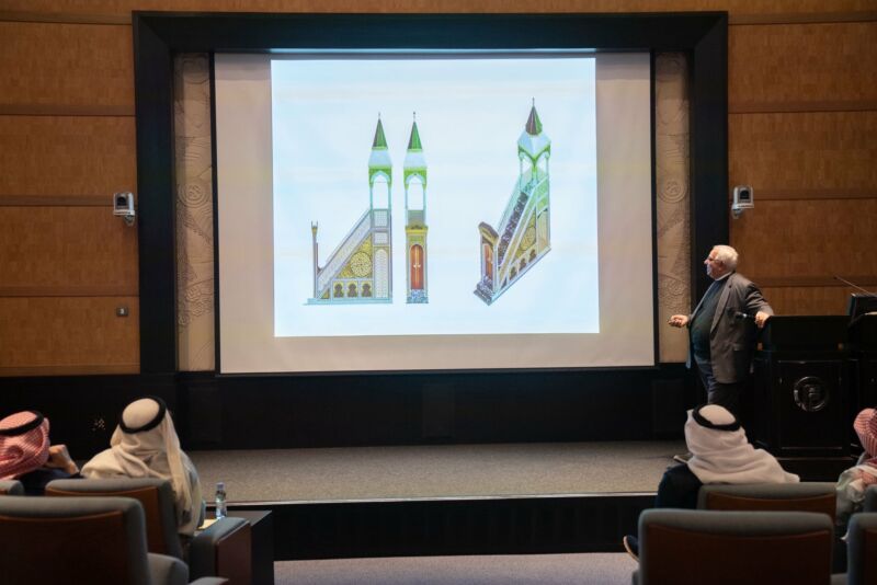 Image for the Tweet beginning: المسجد النبوي الشريف من اكثر